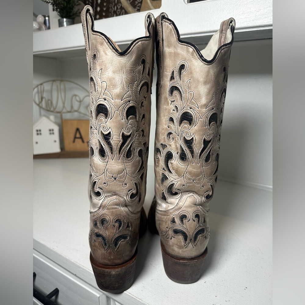 J.B. Dillon Women’s Western Boots 7.5B Tan Cutout Leather Cowboy Vintage Style - Picture 4 of 7